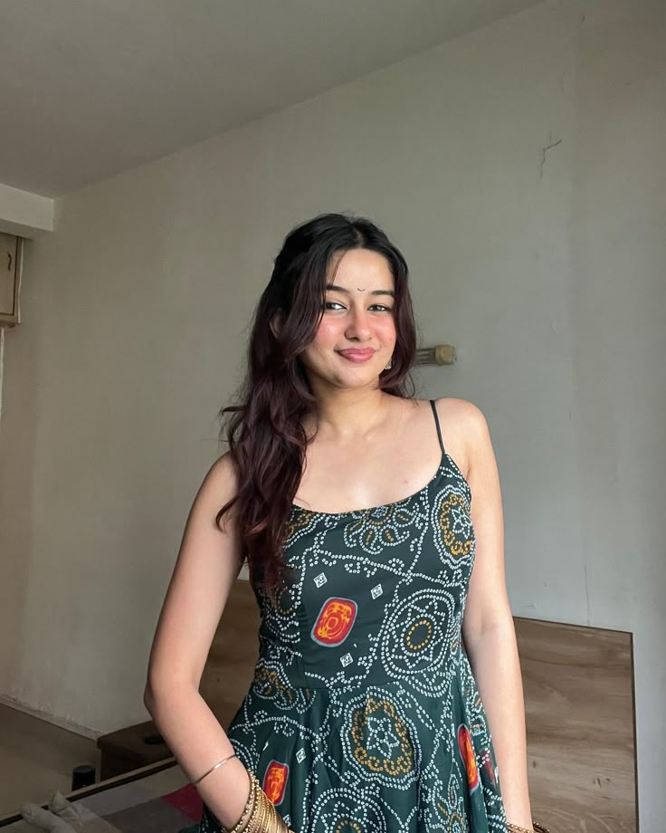 Premium escort Aarohi